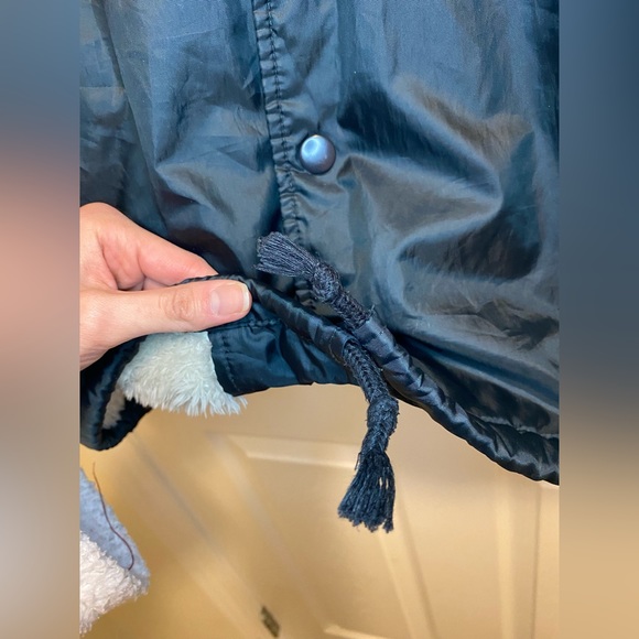 Champion Jacket - Picture 5 of 5